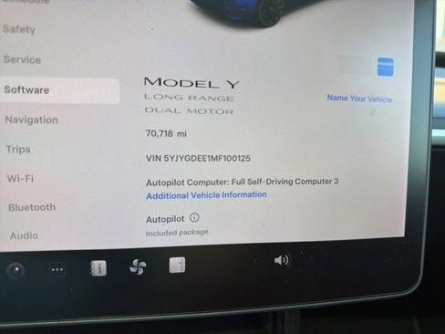 Used 2021 Tesla Model Y Long Range image 5