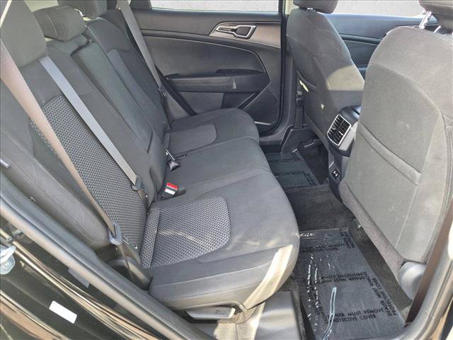 Used 2026 Kia Sportage LX FWD image 24