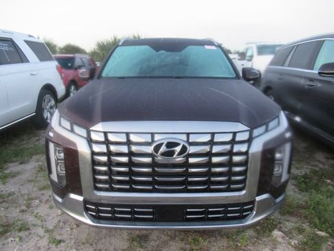 Used 2024 Hyundai Palisade Calligraphy AWD/4WD image 2