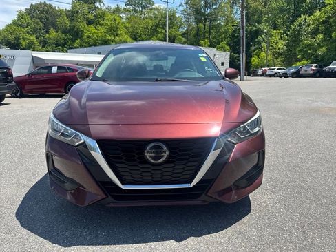Used 2021 Nissan Sentra SV FWD image 2