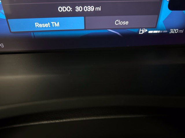 Used 2025 Volvo S60 B5 Core FWD image 22