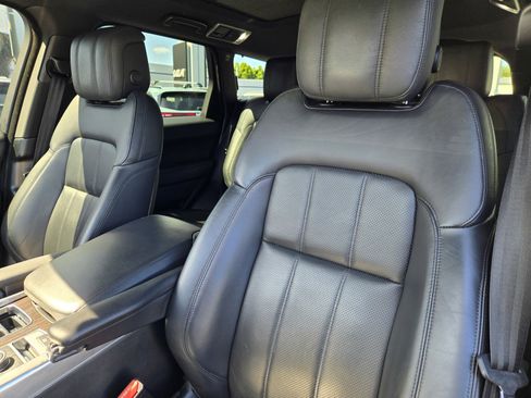 Used 2021 Land Rover Range Rover Sport HSE Silver Edition image 16