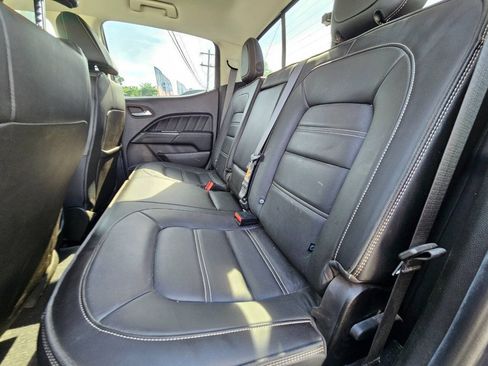Used 2022 GMC Canyon Denali AWD/4WD image 4