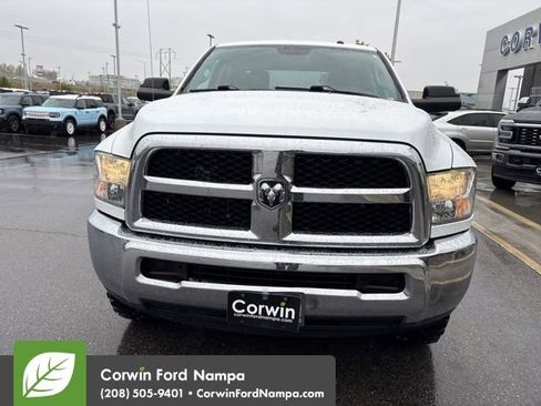 Used 2018 RAM 2500 Tradesman w/ Chrome Appearance Group AWD/4WD image 2