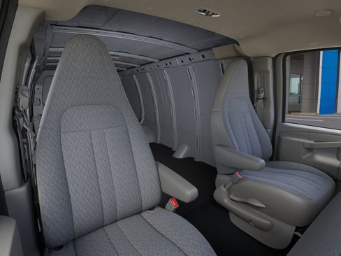 New 2026 Chevrolet Express 2500 Extended RWD image 16