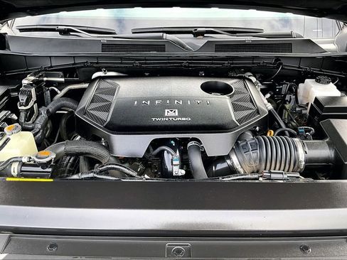 Certified 2025 INFINITI QX80 Pure w/ Cargo Package AWD/4WD image 13