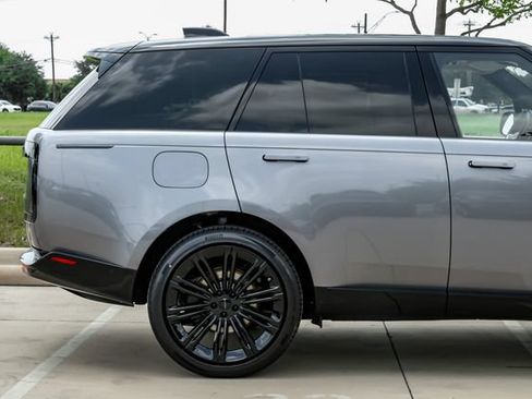 New 2026 Land Rover Range Rover SE AWD/4WD image 10