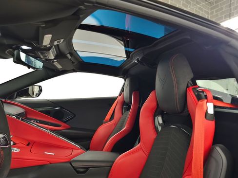 Used 2025 Chevrolet Corvette Z06 w/ Stealth Interior Trim Package RWD image 21