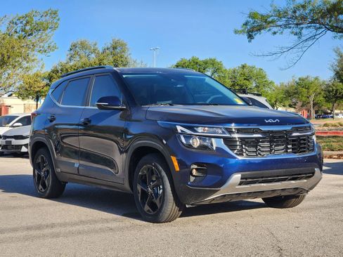 New 2026 Kia Seltos EX image 3