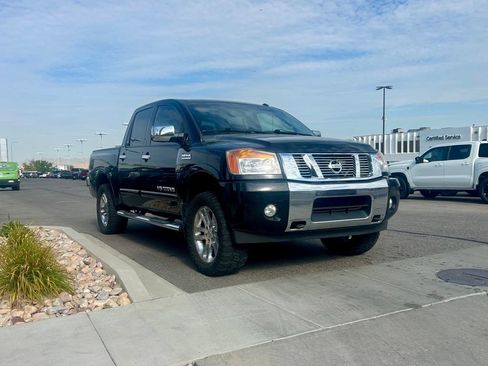Used 2013 Nissan Titan SL w/ Heavy Metal Edition Pkg AWD/4WD image 4