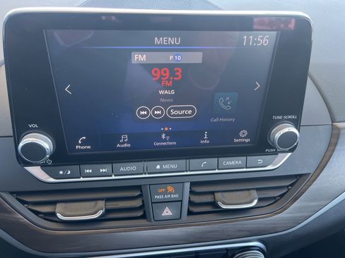 Used 2024 Nissan Altima 2.5 SV image 16