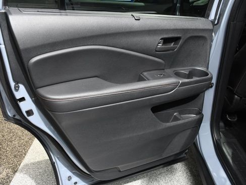 Used 2022 Honda Pilot TrailSport image 22