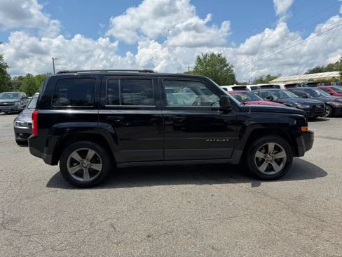 Used 2014 Jeep Patriot High Altitude FWD image 4