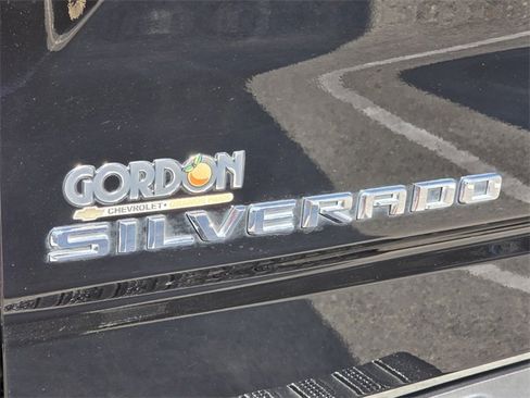 Used 2024 Chevrolet Silverado 1500 RST image 17