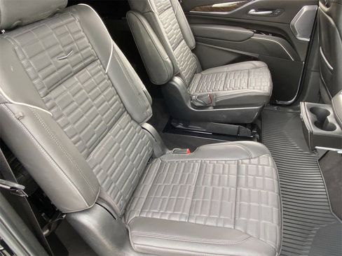 Certified 2024 Cadillac Escalade ESV Sport Platinum w/ LPO, ONYX Package image 14