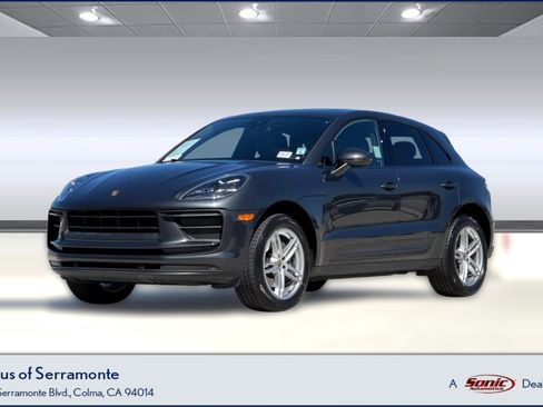 Used 2022 Porsche Macan AWD/4WD image 1