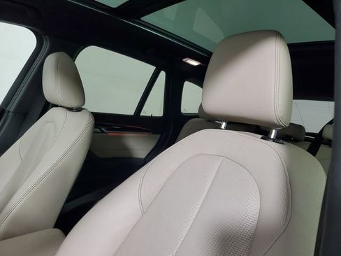 Used 2017 BMW X1 xDrive28i image 21