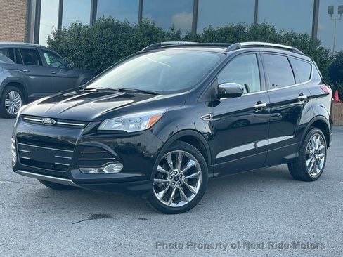 Used 2014 Ford Escape SE w/ SE Chrome Package image 29