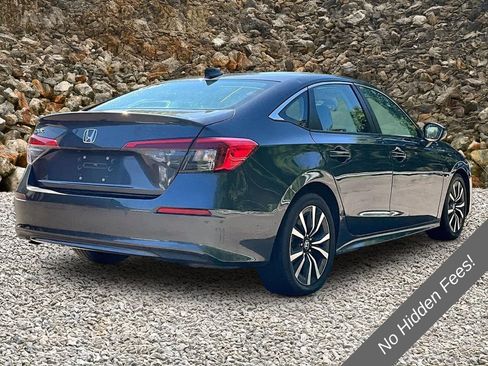 Used 2022 Honda Civic EX image 2