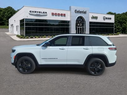 Used 2023 Jeep Grand Cherokee Altitude