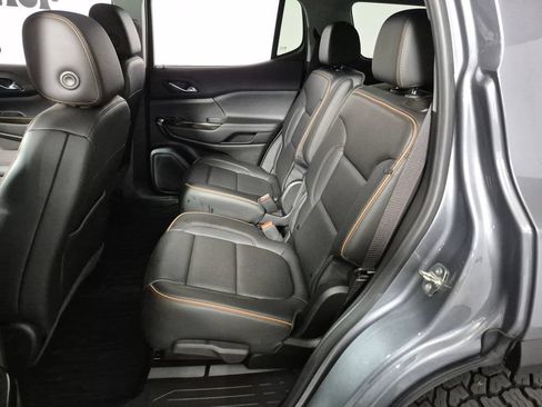 Used 2022 GMC Acadia AT4 w/ Preferred Package AWD/4WD image 26