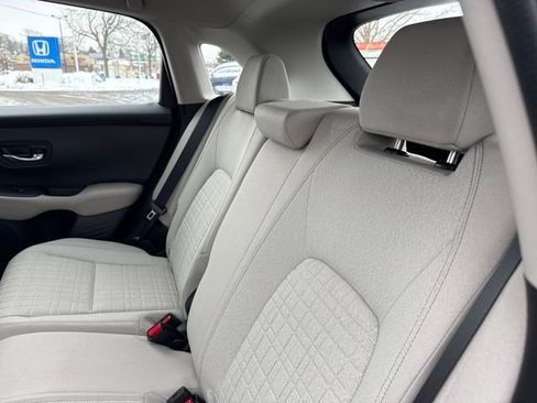 Used 2024 Honda HR-V LX image 18