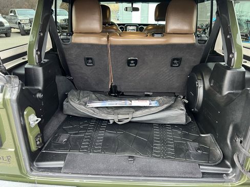 Used 2021 Jeep Wrangler Unlimited Sport image 17