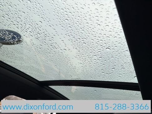 New 2026 Volkswagen Tiguan SE R-Line image 19