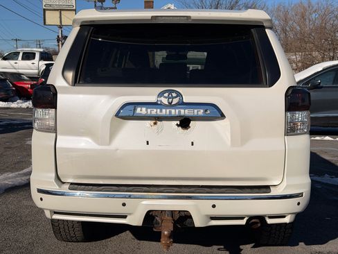 Used 2012 Toyota 4Runner SR5 image 6