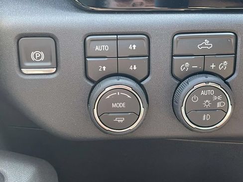 New 2026 Chevrolet Silverado 1500 RST AWD/4WD image 19