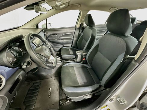 Used 2024 Nissan Versa SV FWD image 13
