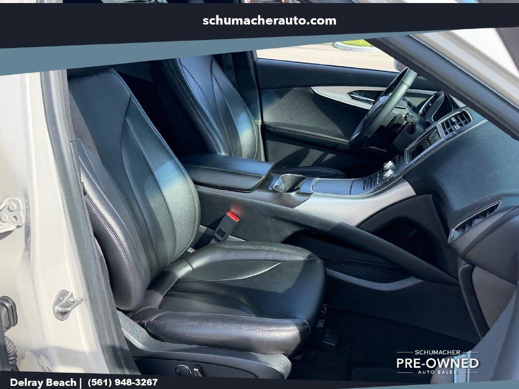 Certified 2019 Lincoln Nautilus FWD image 15