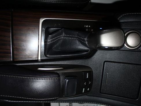 Used 2017 Lexus ES 350 w/ Luxury Package FWD image 26
