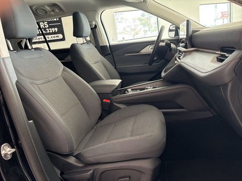 Used 2025 Ford Explorer Active image 26