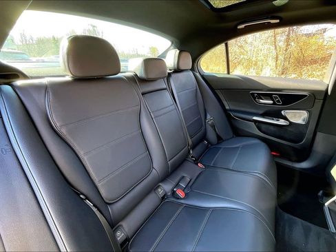 Used 2022 Mercedes-Benz C 300 4MATIC Sedan image 29