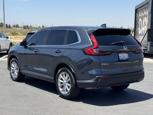 Used 2023 Honda CR-V EX-L image 4