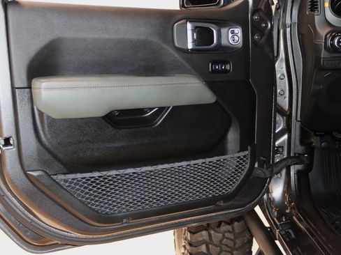 Used 2026 Jeep Gladiator Mojave AWD/4WD image 57