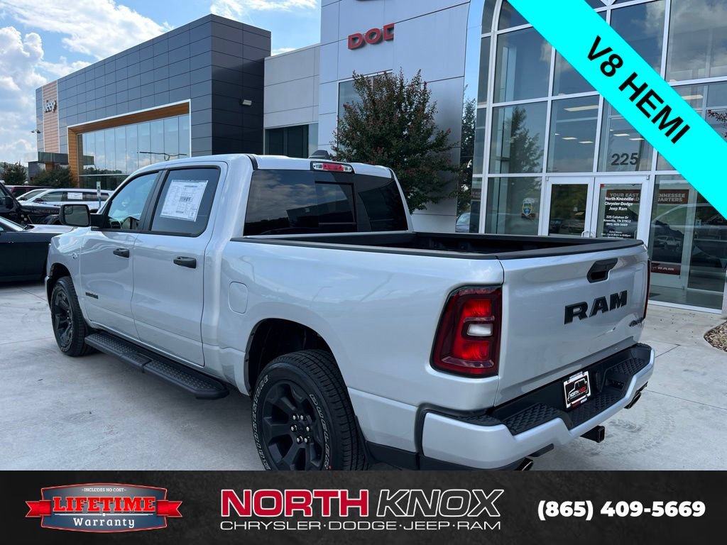 New 2026 RAM 1500 Express AWD/4WD image 18