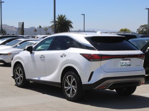 Certified 2024 Lexus RX 350 FWD w/ Technology Package image 19
