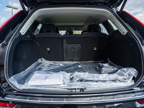 New 2026 Volvo XC60 B5 Plus w/ Protection Package Premier image 10