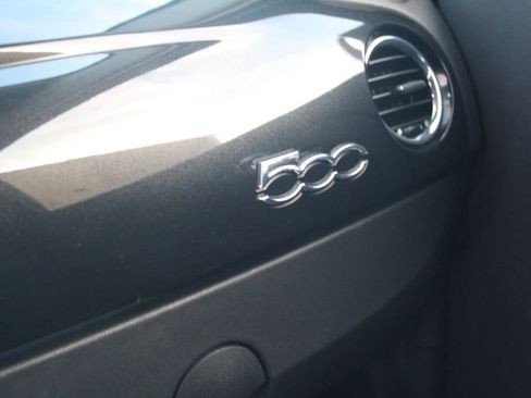 Used 2013 FIAT 500 Pop image 18