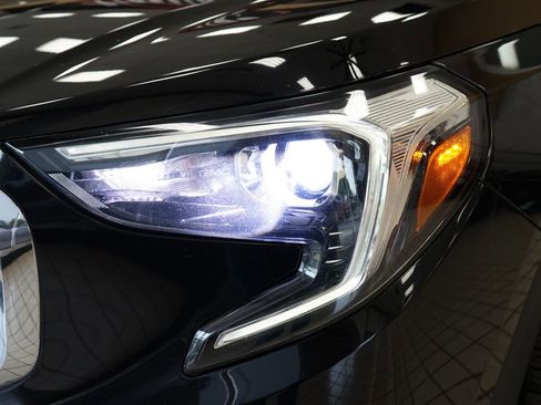Used 2019 GMC Terrain SLE w/ Driver Convenience Package AWD/4WD image 23