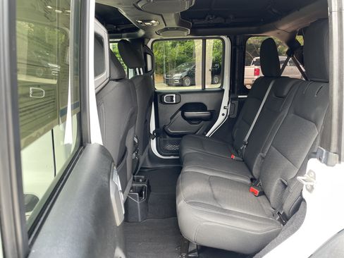 Used 2020 Jeep Wrangler Unlimited Sport S AWD/4WD image 30