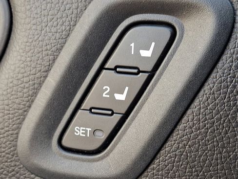 Used 2023 Honda Pilot Touring image 29