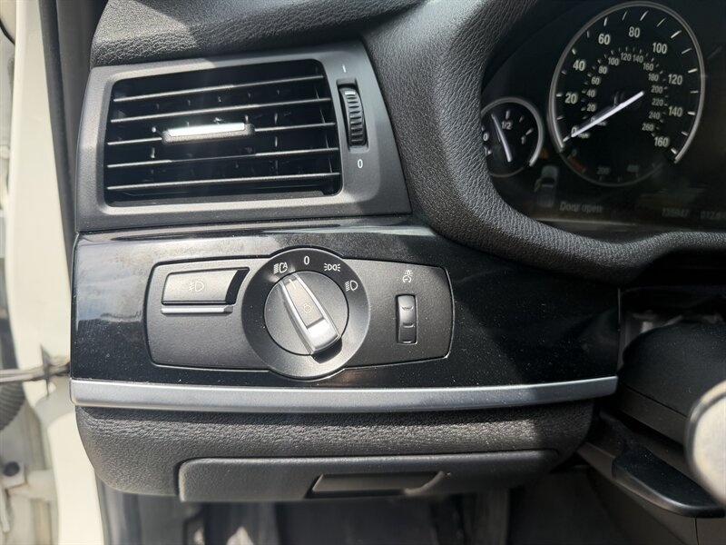 Used 2017 BMW X3 xDrive28i AWD/4WD image 63