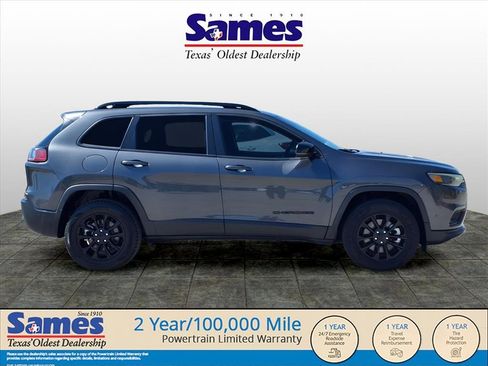 Used 2023 Jeep Cherokee Altitude Lux image 3