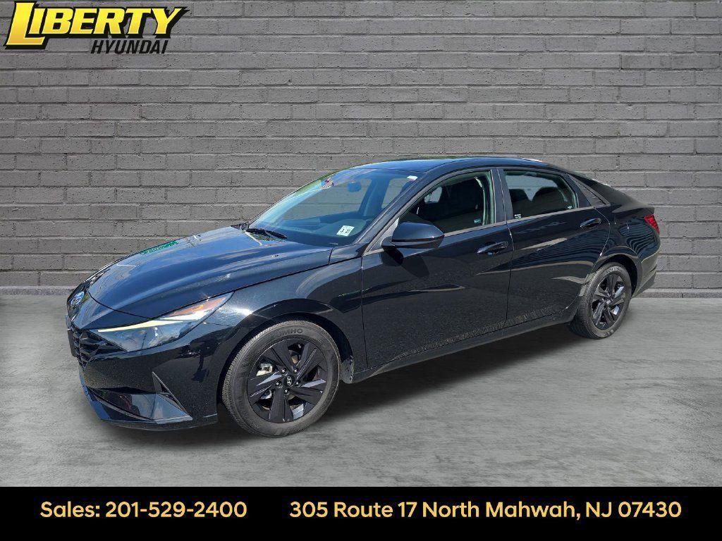 Certified 2022 Hyundai Elantra SEL w/ Convenience Package FWD 360° Tour