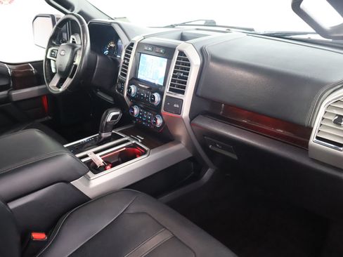 Used 2015 Ford F150 Platinum w/ Equipment Group 701A Luxury AWD/4WD image 57