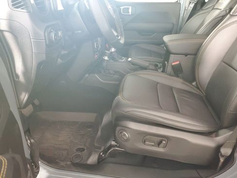 New 2025 Jeep Wrangler Unlimited Rubicon 392 image 14