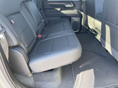 New 2026 GMC Sierra 2500 SLT AWD/4WD image 27